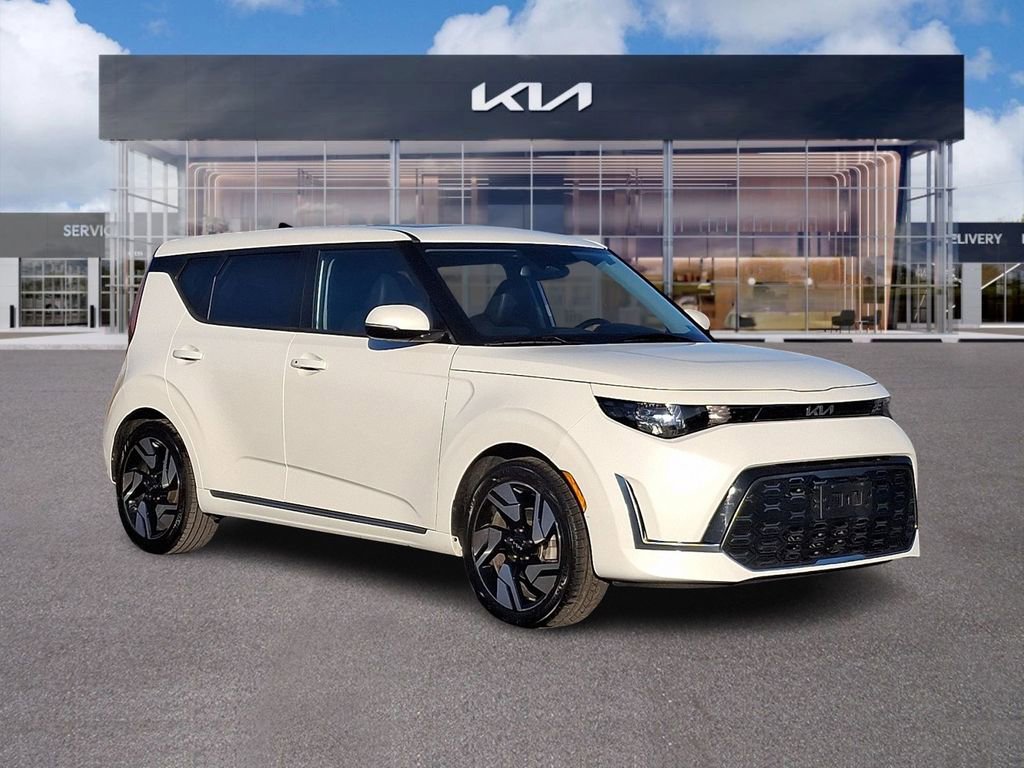 Used 2023 Kia Soul GT-Line FWD image 31