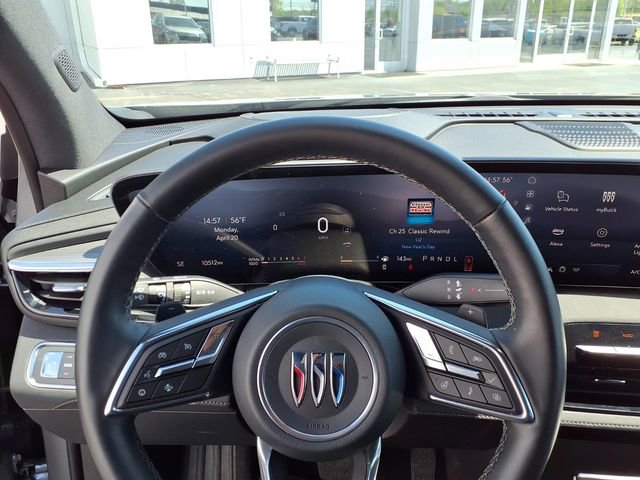 Used 2025 Buick Enclave Preferred image 10