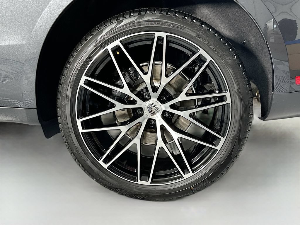 New 2026 Porsche Macan AWD/4WD image 33