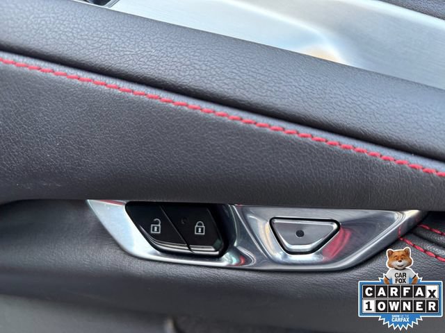 Used 2025 Chevrolet Corvette Stingray Coupe RWD image 10