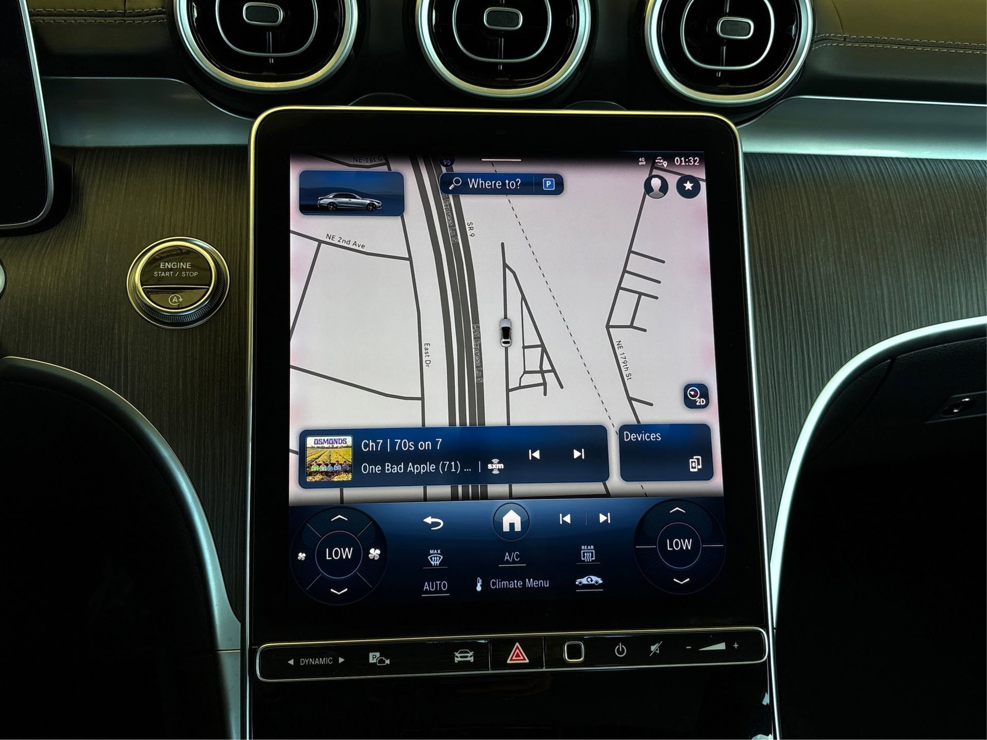 Used 2024 Mercedes-Benz C 300 Sedan image 24