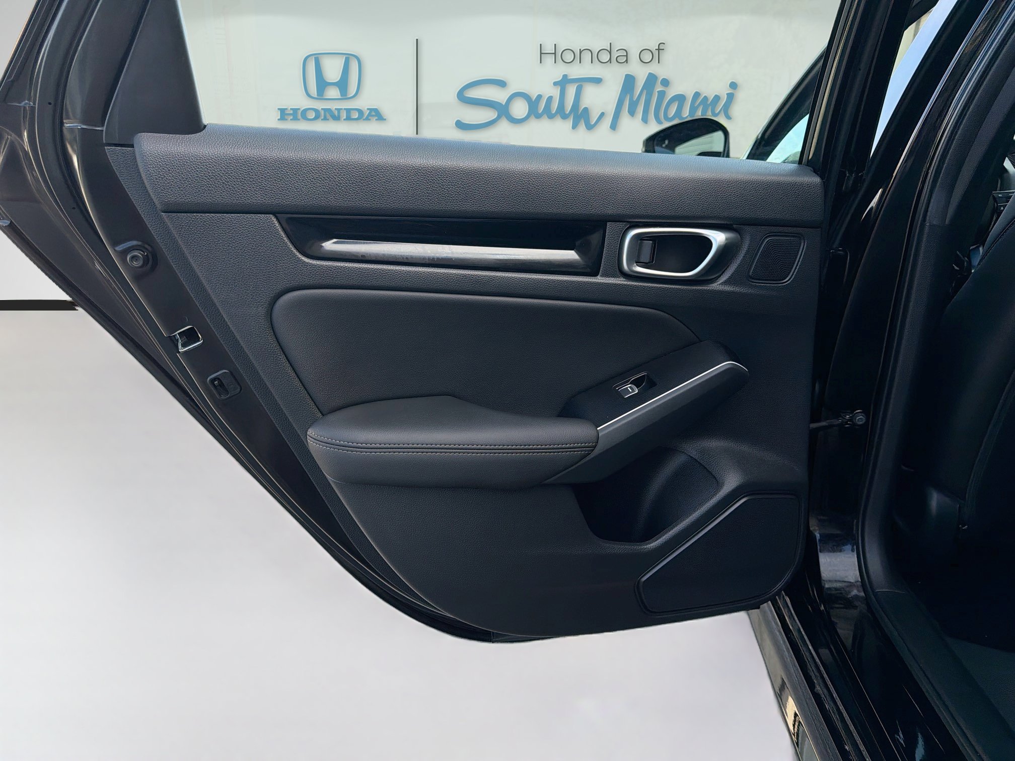 Used 2025 Honda Civic Sport image 26