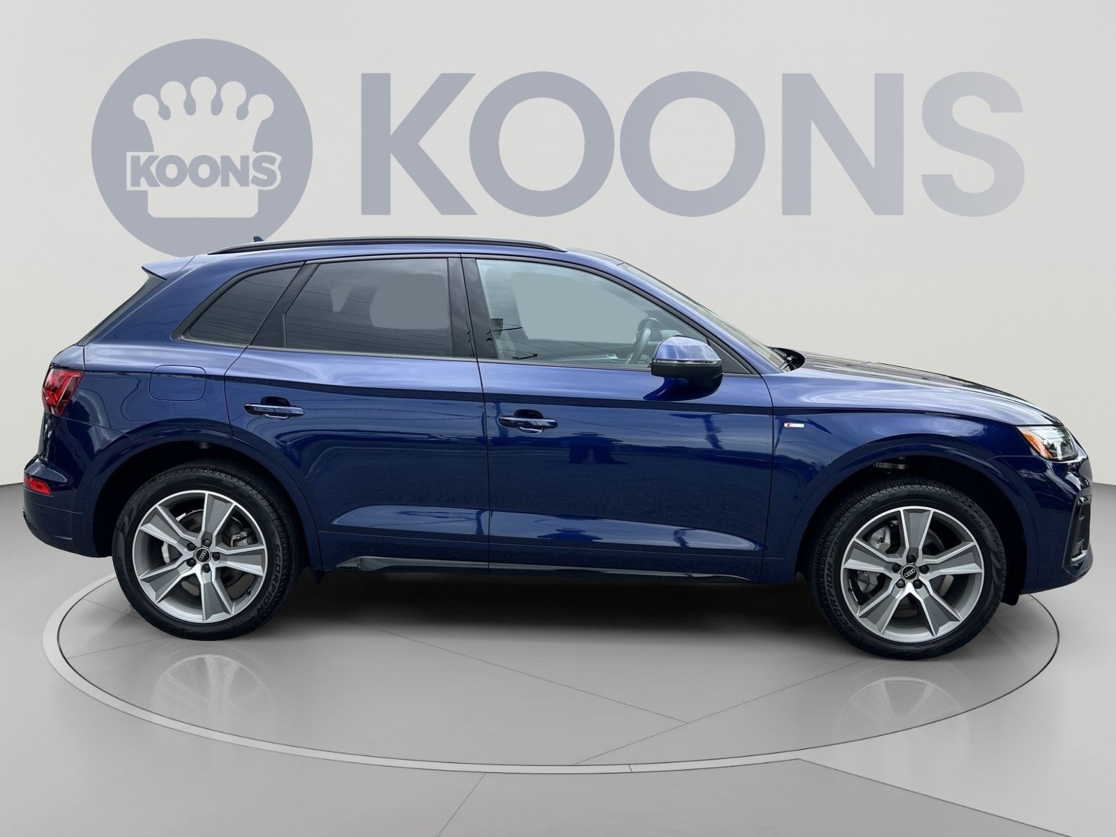 Used 2025 Audi Q5 2.0T Premium w/ Convenience Plus Package AWD/4WD image 8