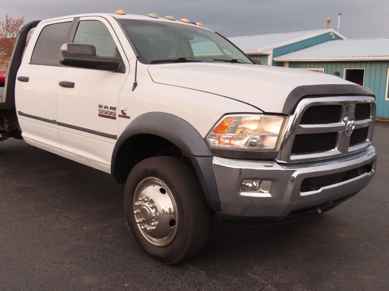 Used 2016 RAM 5500 Tradesman image 18