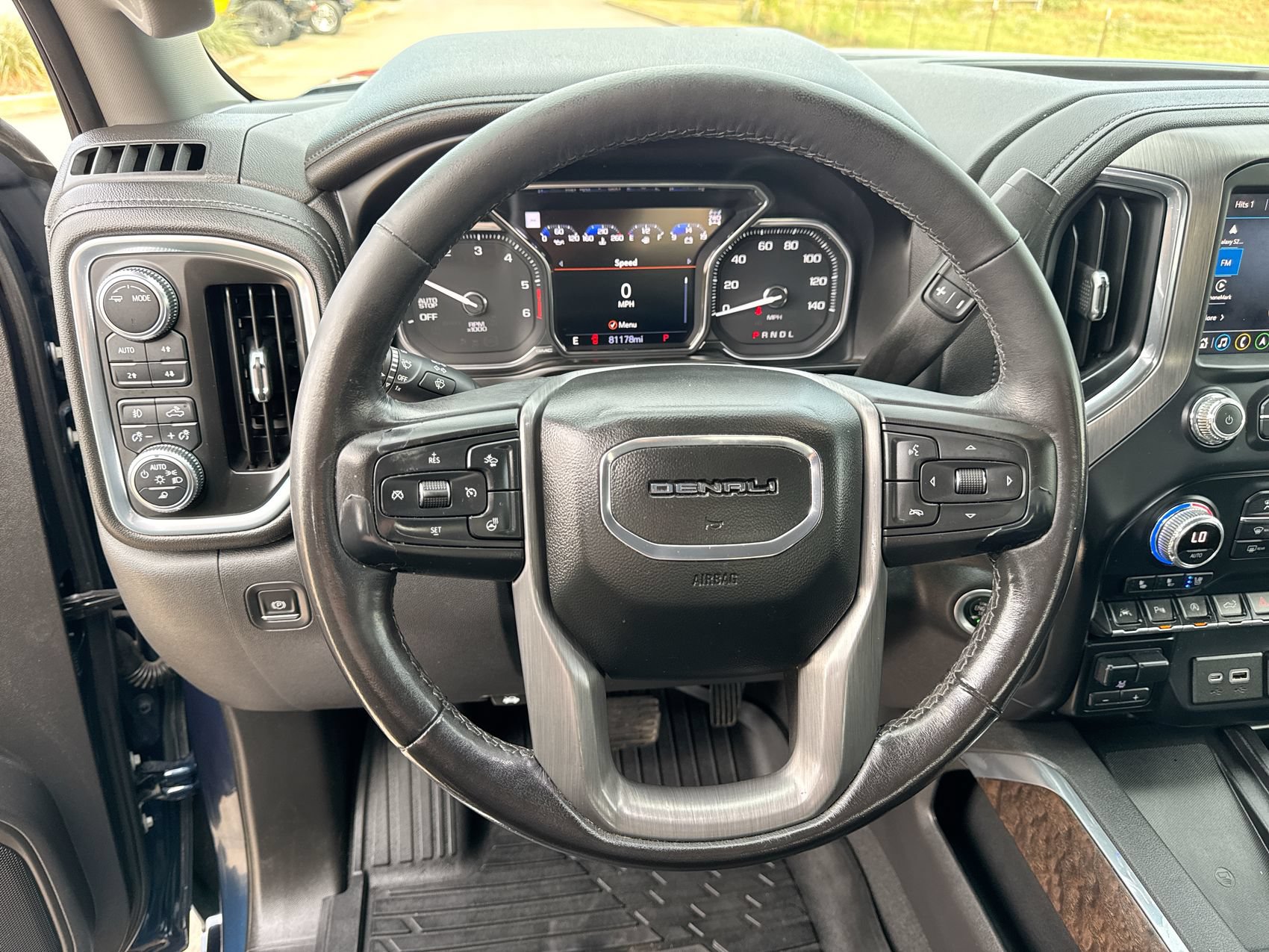 Used 2021 GMC Sierra 1500 Denali w/ Denali Ultimate Package AWD/4WD image 14