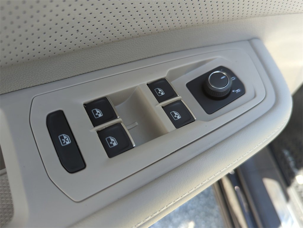 New 2026 Volkswagen Atlas SEL image 27