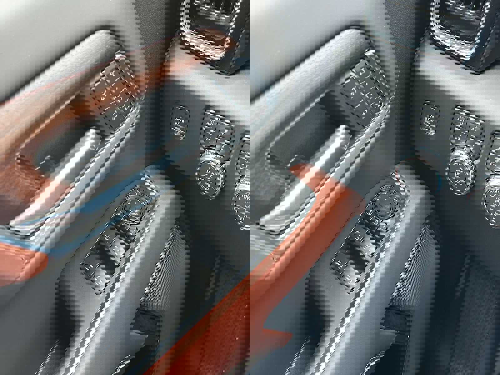 New 2026 GMC Sierra 2500 Denali Ultimate image 34