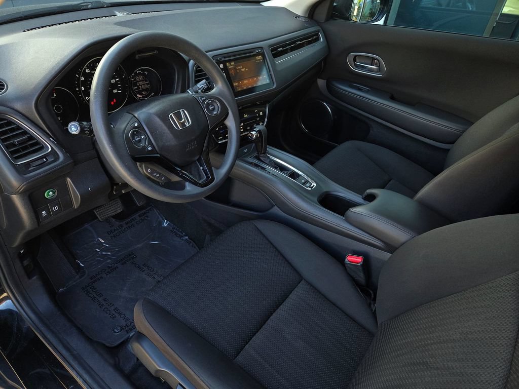 Used 2016 Honda HR-V EX image 9