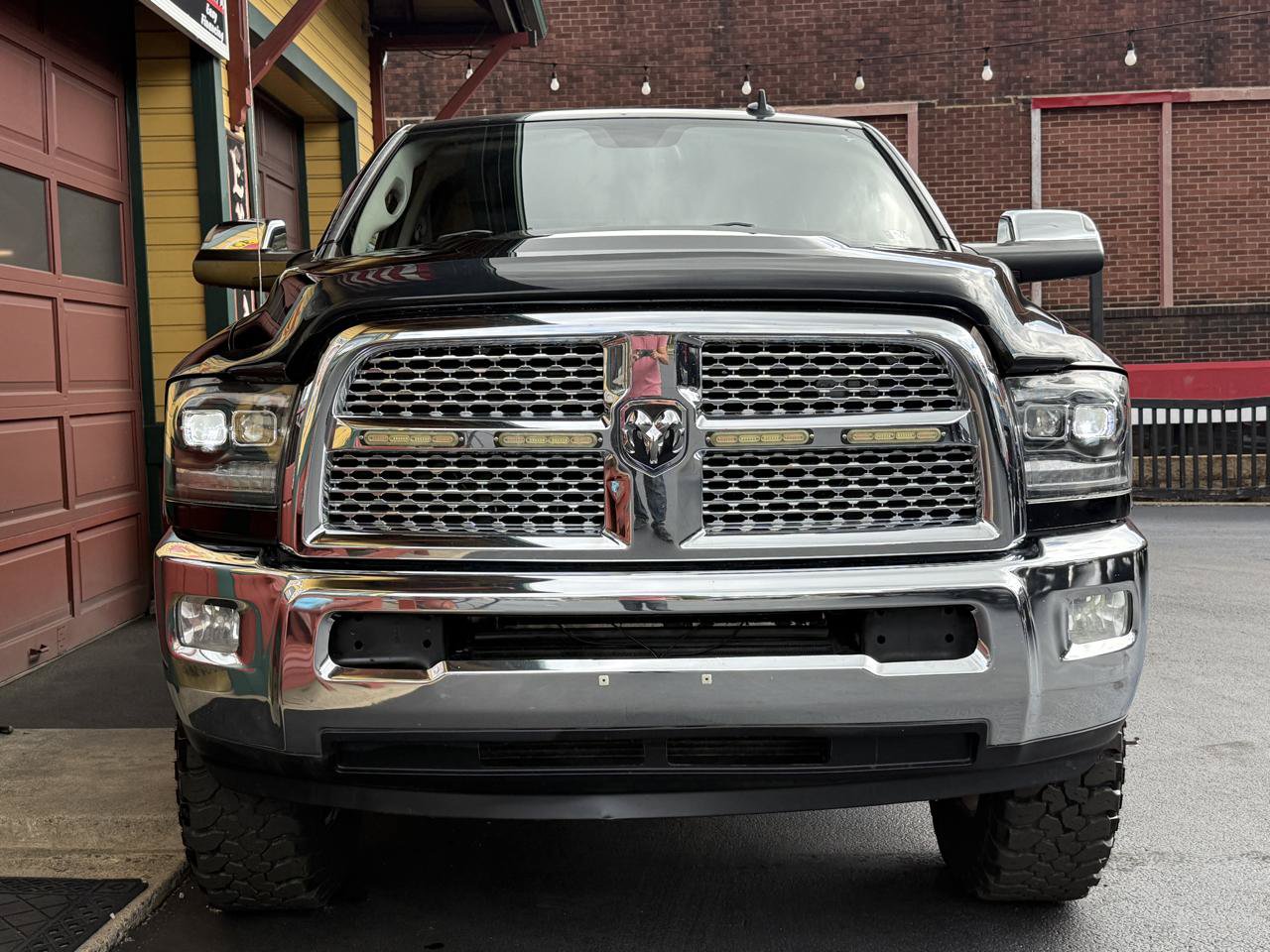 Used 2015 RAM 2500 Laramie AWD/4WD image 11