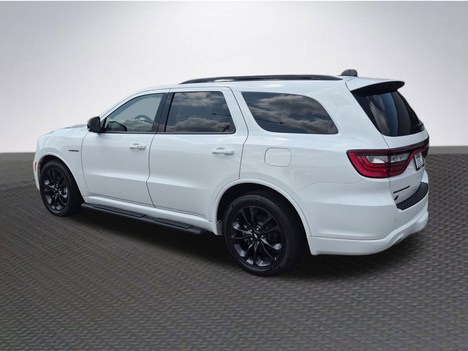 Used 2025 Dodge Durango R/T image 4