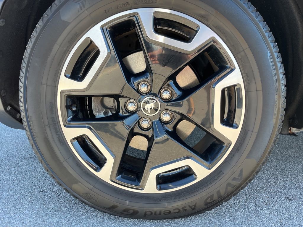 Used 2021 Ford Bronco Sport Outer Banks w/ Outer Banks Package (96D) image 12