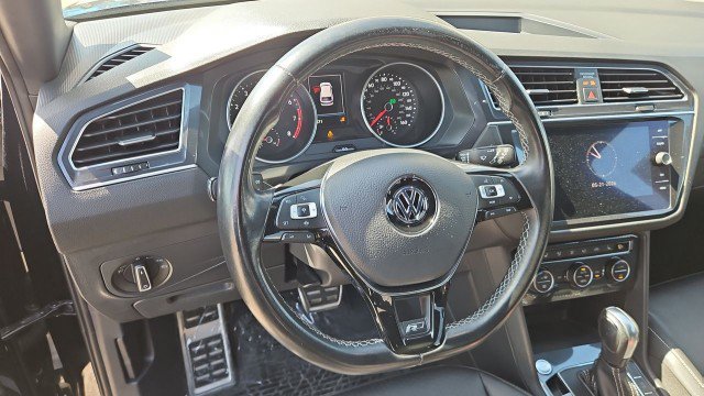 Used 2021 Volkswagen Tiguan SE R-Line FWD image 11