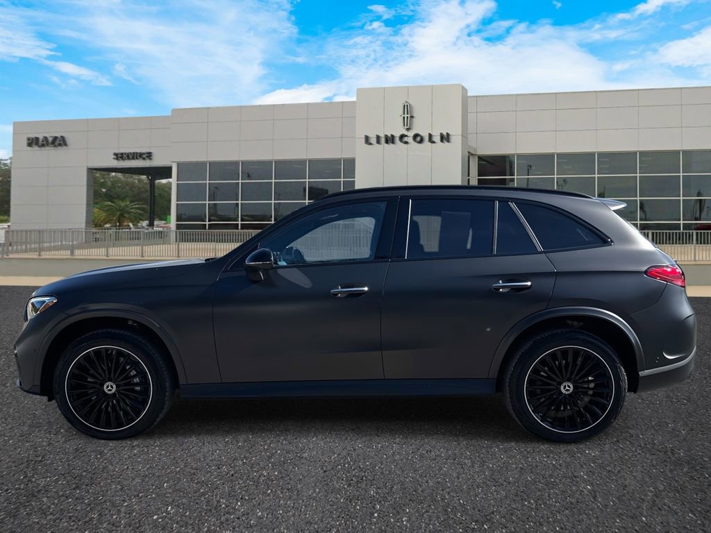 Used 2025 Mercedes-Benz GLC 300 4MATIC image 6