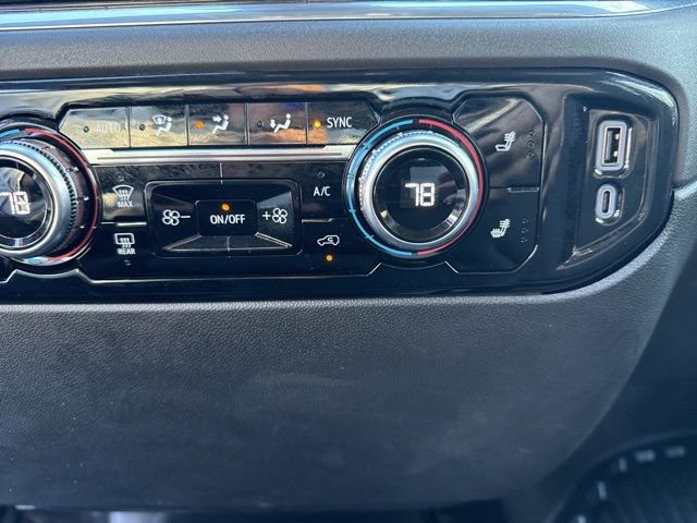 Used 2024 GMC Sierra 3500 SLE w/ SLE Convenience Package image 22