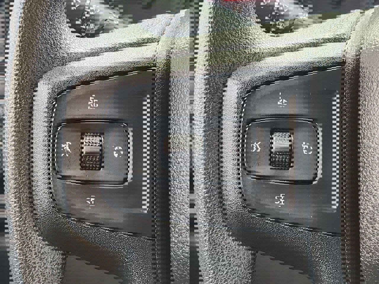 Used 2020 Chevrolet Silverado 1500 Custom w/ Custom Value Package image 26