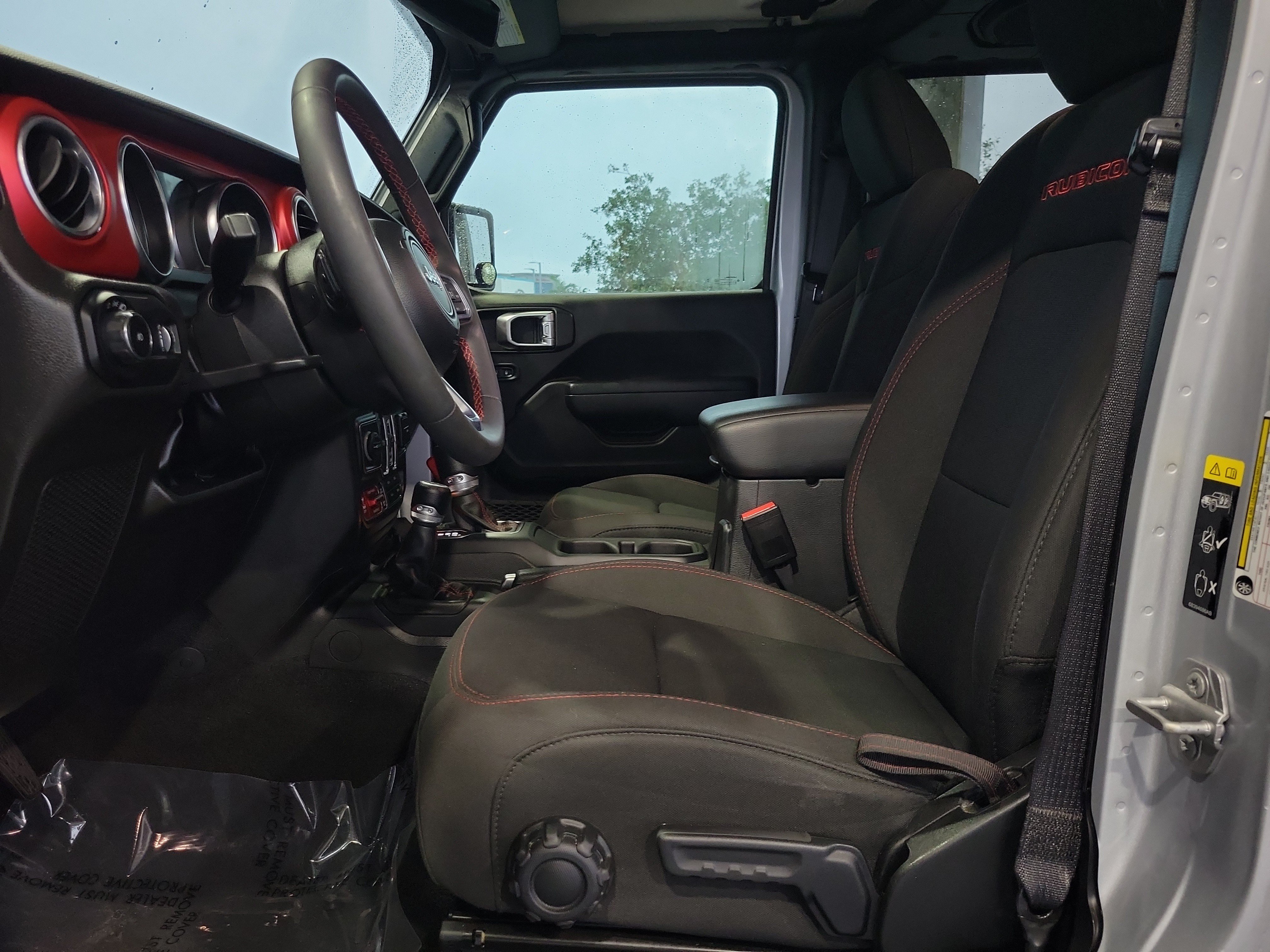 Certified 2023 Jeep Wrangler Unlimited Rubicon AWD/4WD image 18