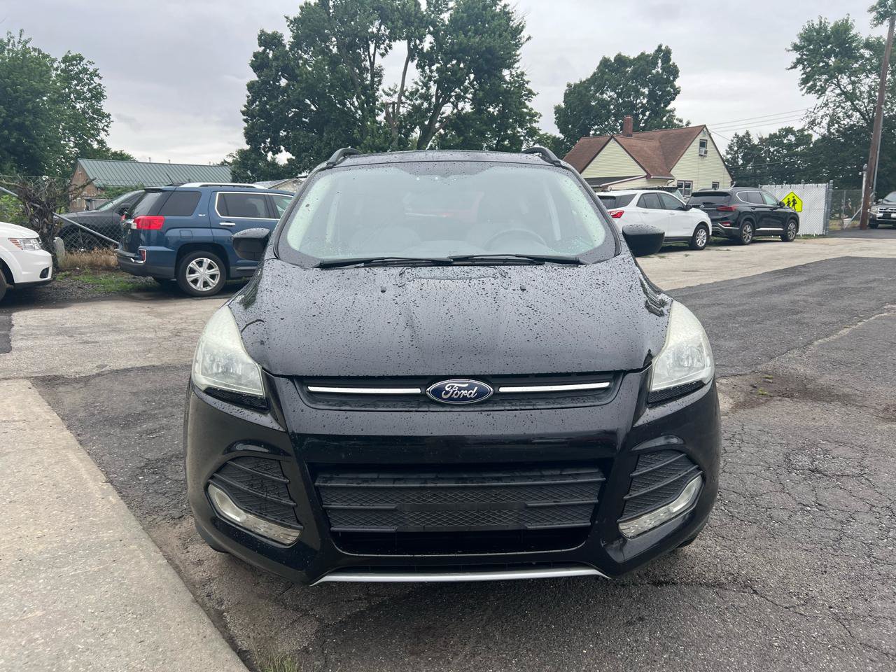 Used 2016 Ford Escape SE w/ Equipment Group 201A AWD/4WD image 2