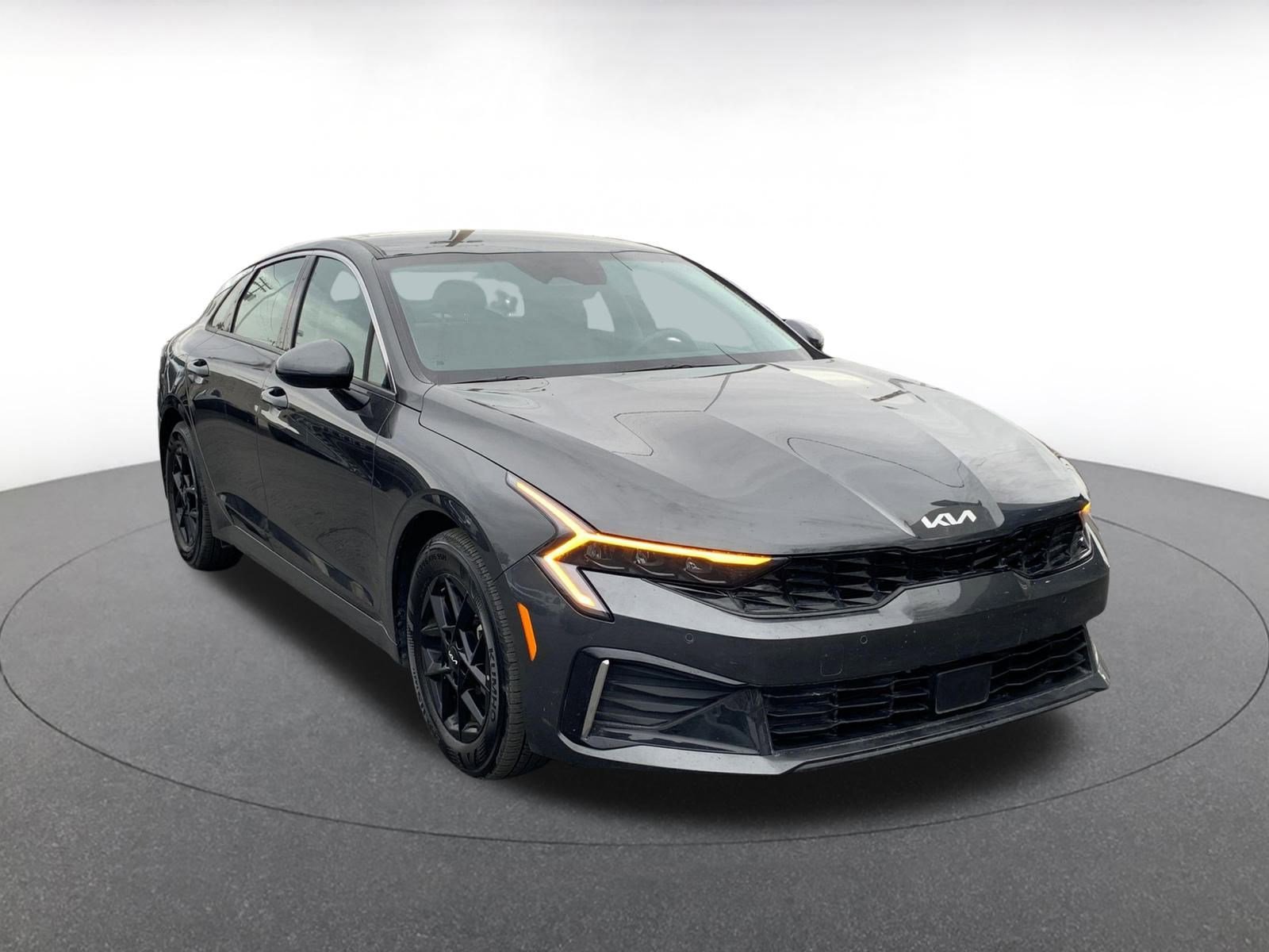 Used 2025 Kia K5 LXS FWD image 1