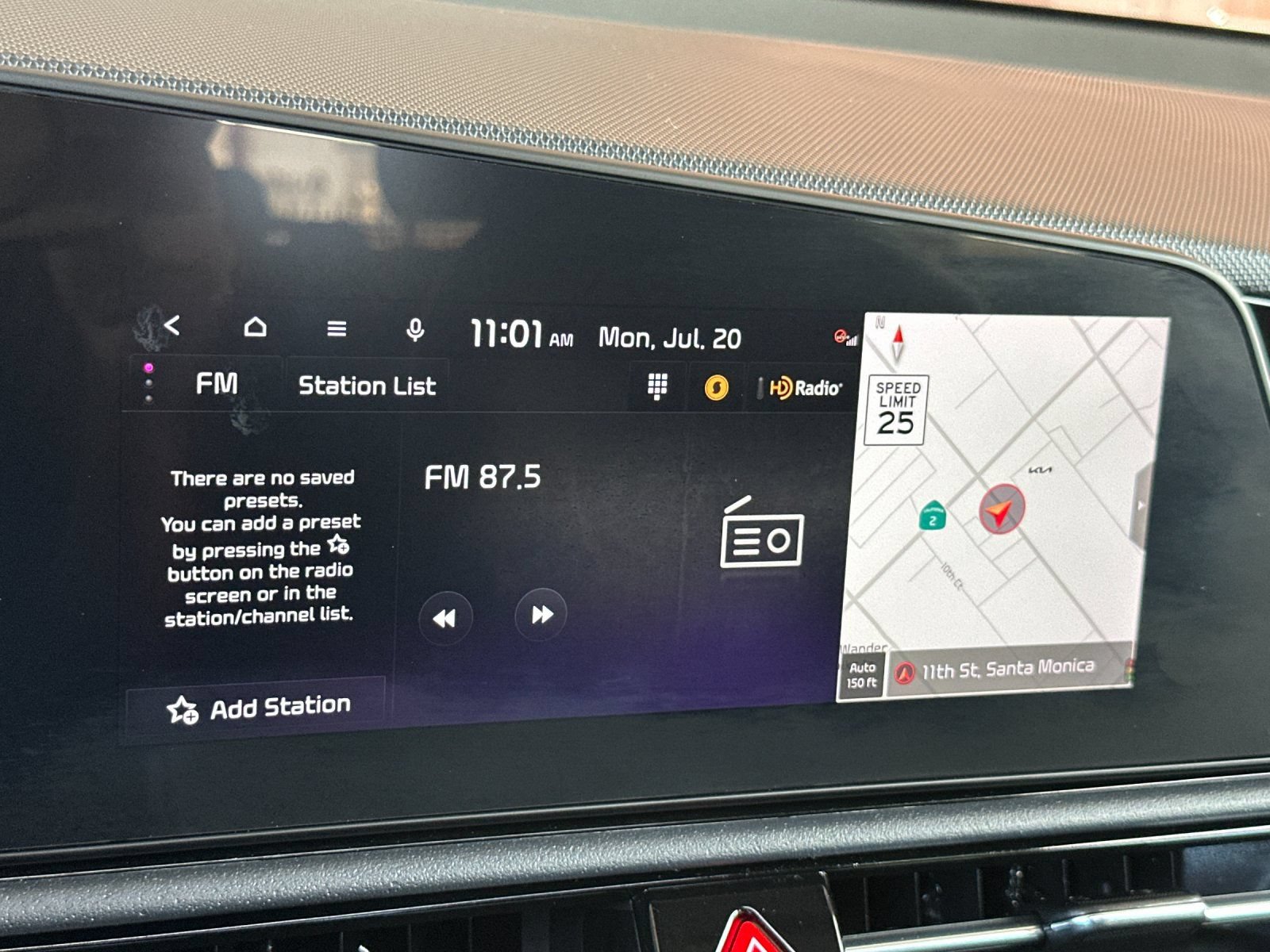 Certified 2023 Kia Niro SX Touring FWD image 26