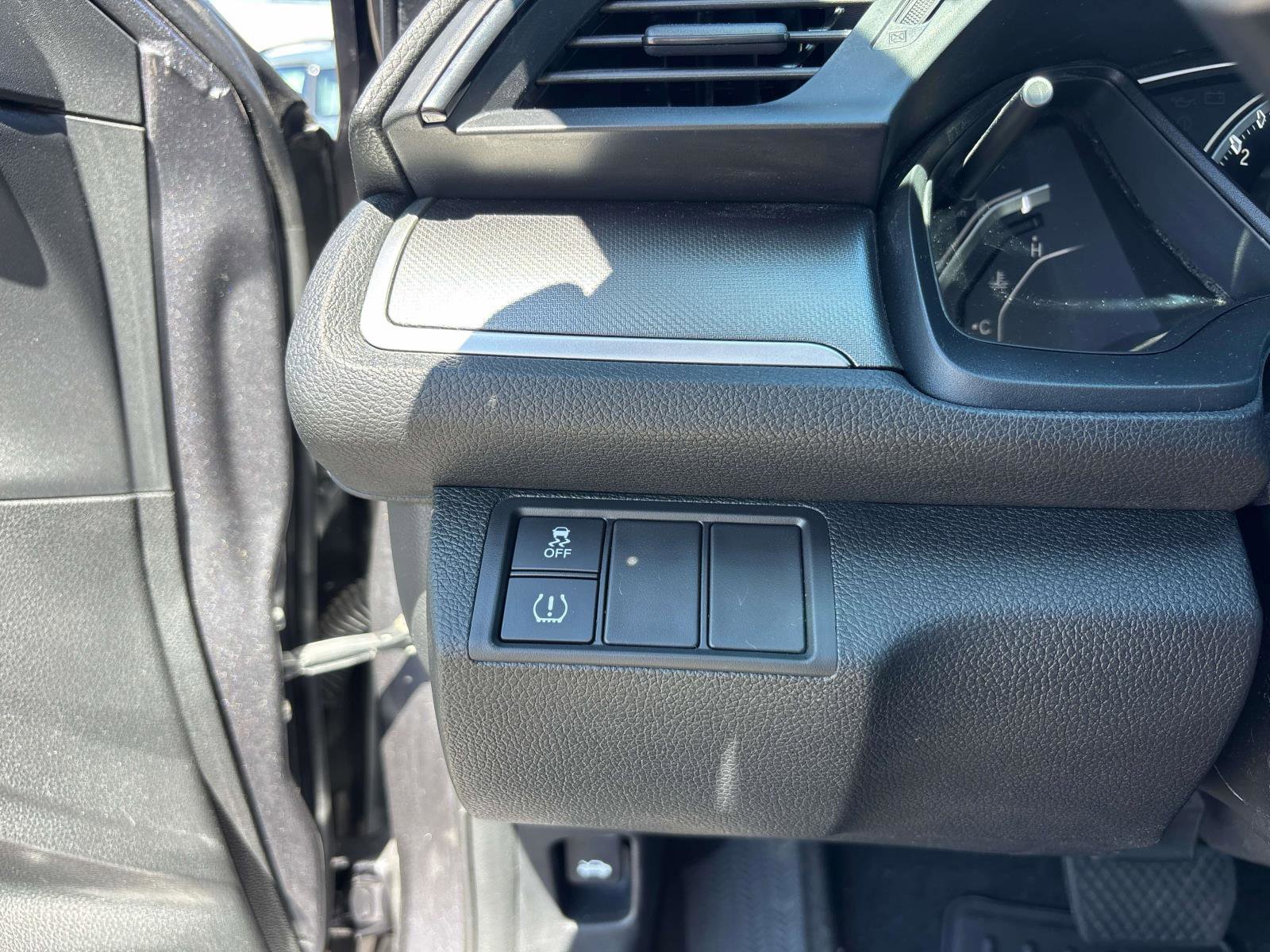 Used 2018 Honda Civic LX image 13