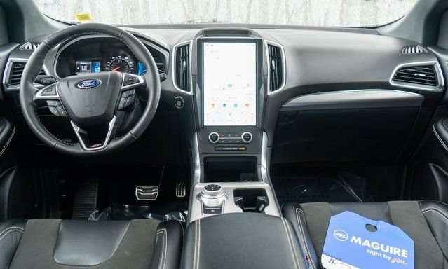 Used 2022 Ford Edge ST w/ Equipment Group 401A AWD/4WD image 15