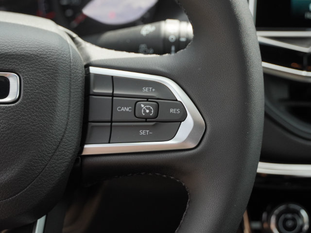 New 2026 Jeep Compass Latitude AWD/4WD image 28