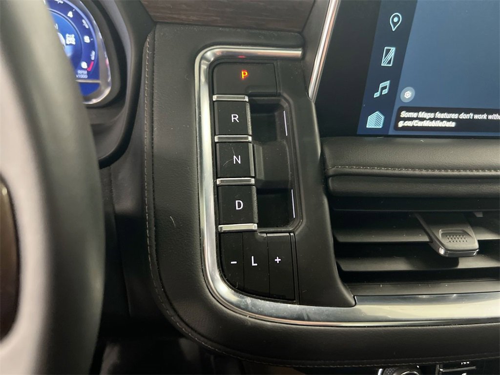 Used 2024 Chevrolet Suburban High Country image 17