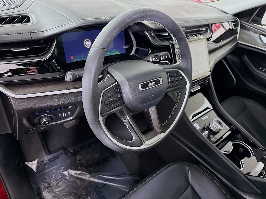 Used 2022 Jeep Grand Cherokee Limited 4xe image 21