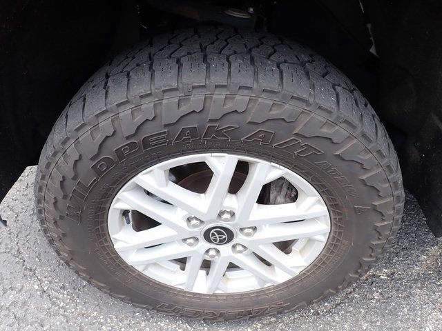 Used 2022 Toyota Tundra SR5 AWD/4WD image 10
