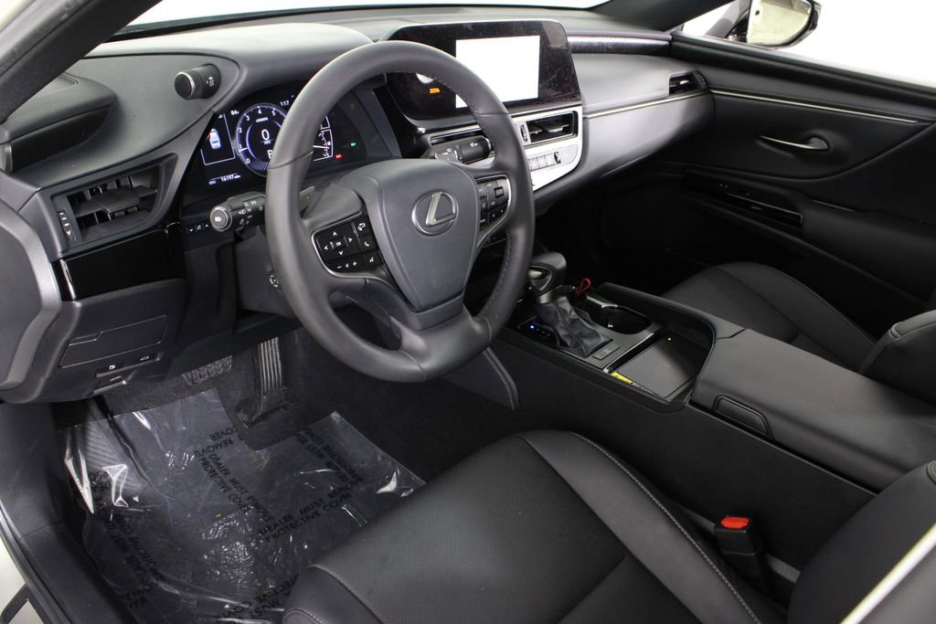 Used 2023 Lexus ES 250 w/ Premium Package image 17