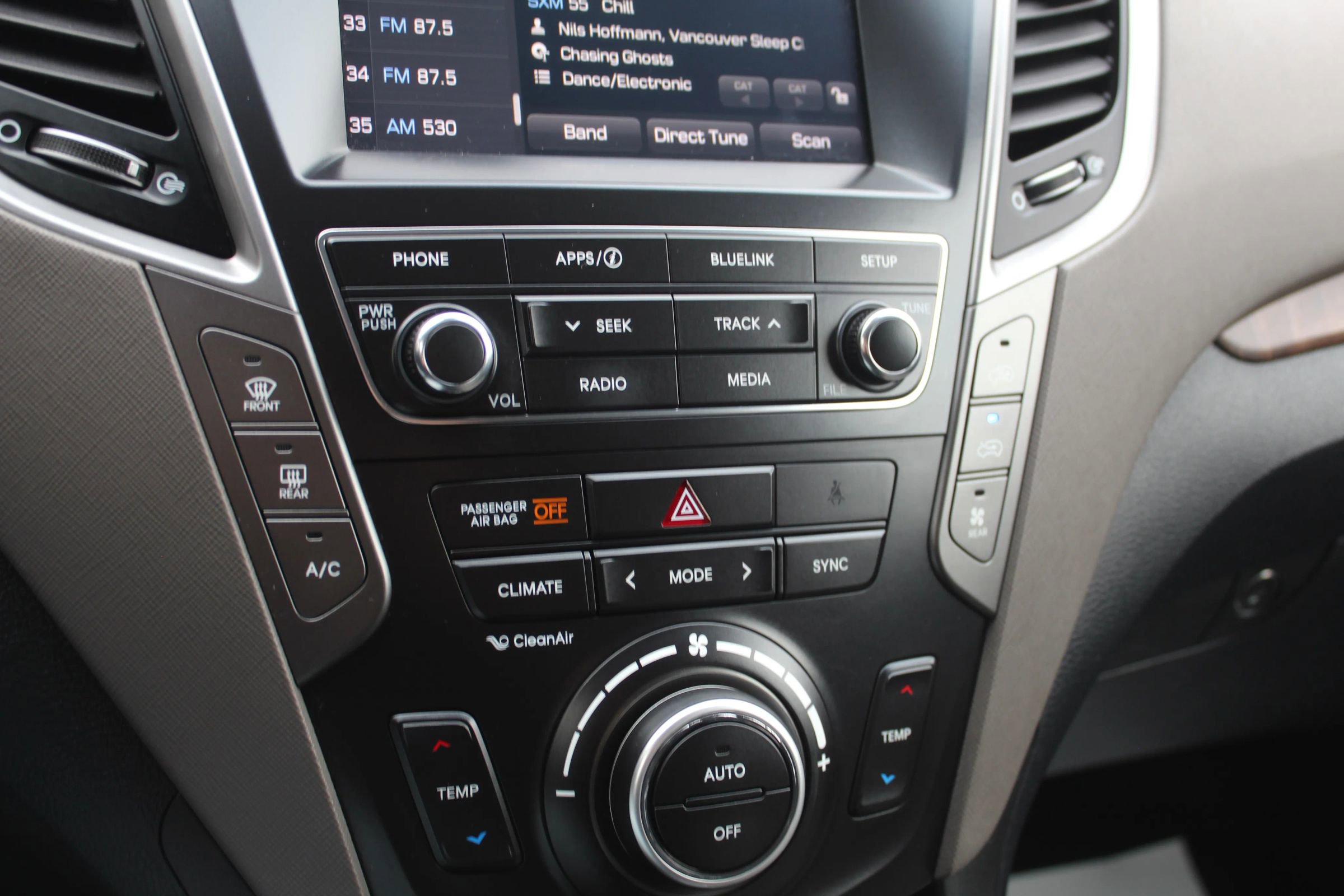 Used 2017 Hyundai Santa Fe SE w/ SE Premium Package 02 image 36
