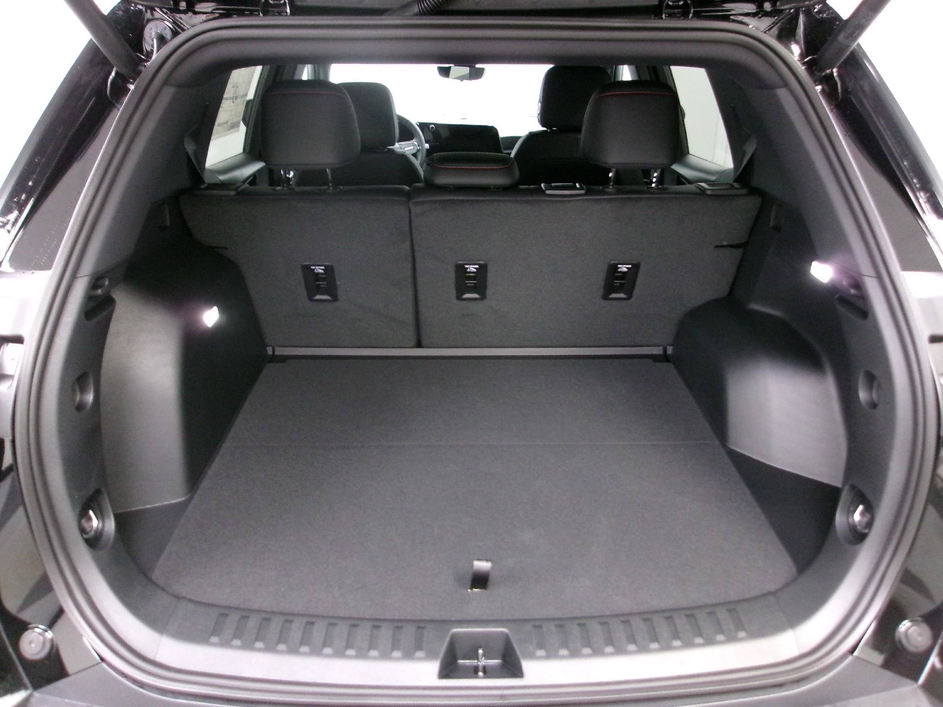 New 2027 Chevrolet Equinox RS w/ Safety and Technology Package AWD/4WD image 12