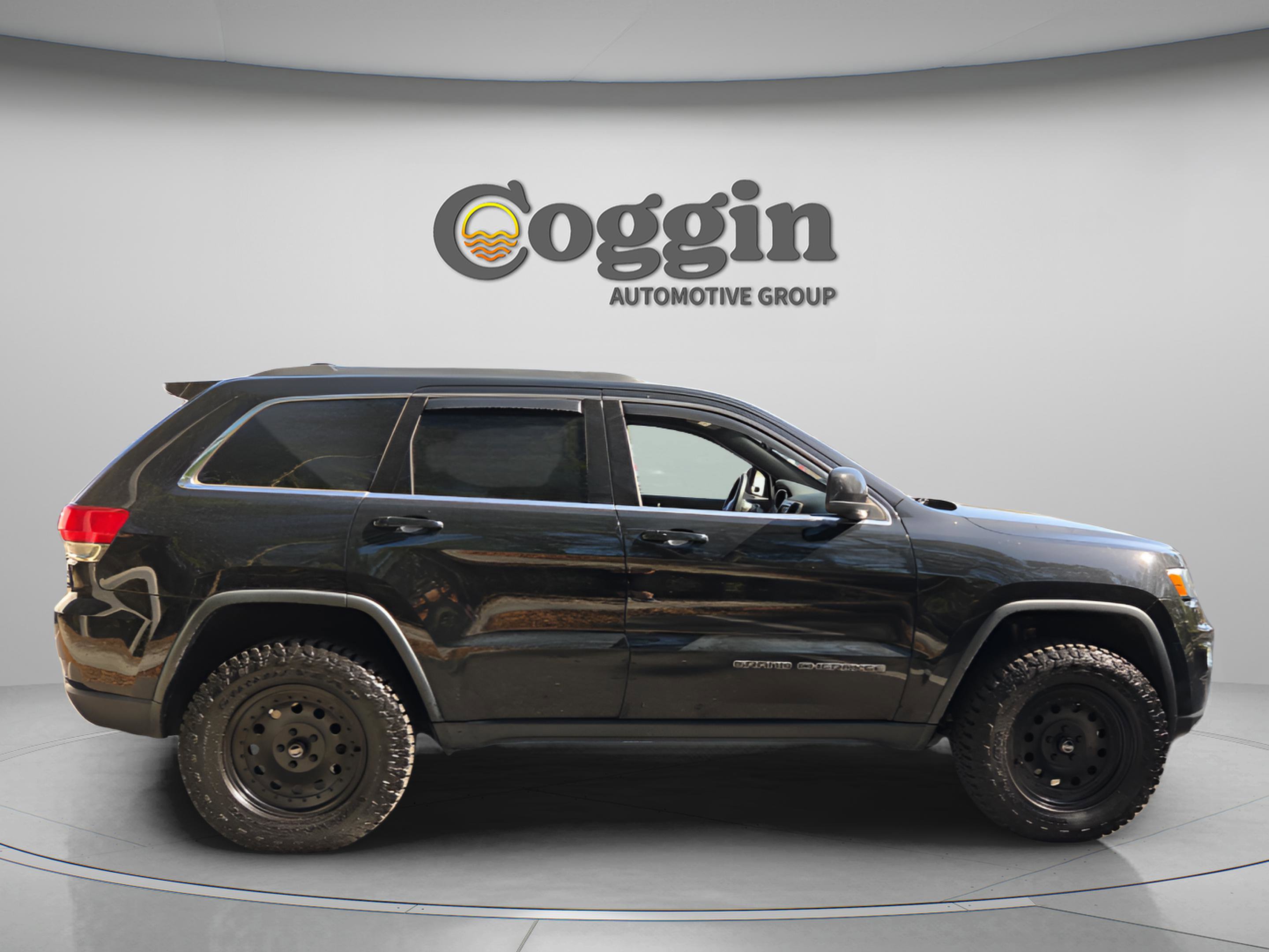 Used 2017 Jeep Grand Cherokee Laredo w/ Quick Order Package 23E image 6