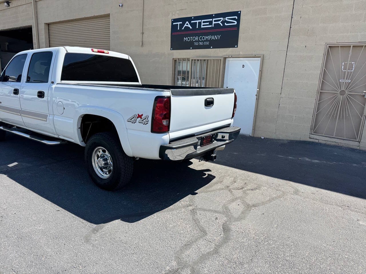 Used 2007 Chevrolet Silverado 2500 LT w/ Heavy-Duty Power Package AWD/4WD image 8