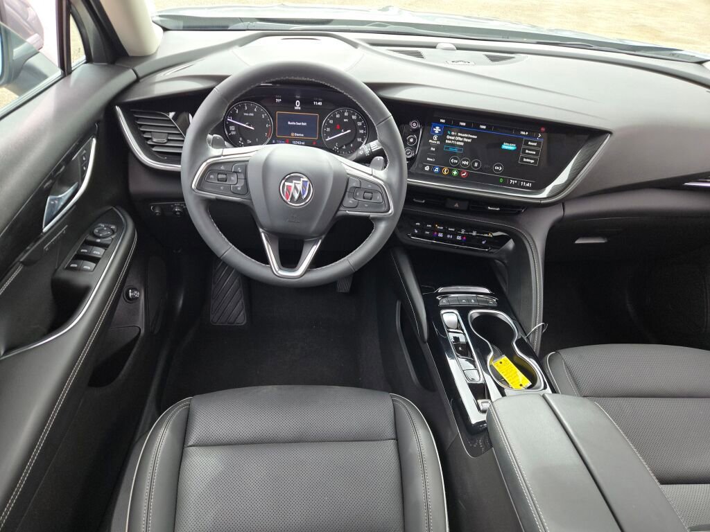 Used 2023 Buick Envision Essence image 18