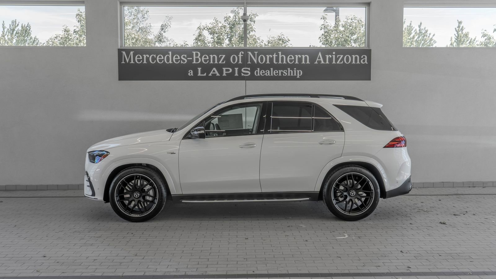 New 2026 Mercedes-Benz GLE 53 AMG 4MATIC image 2