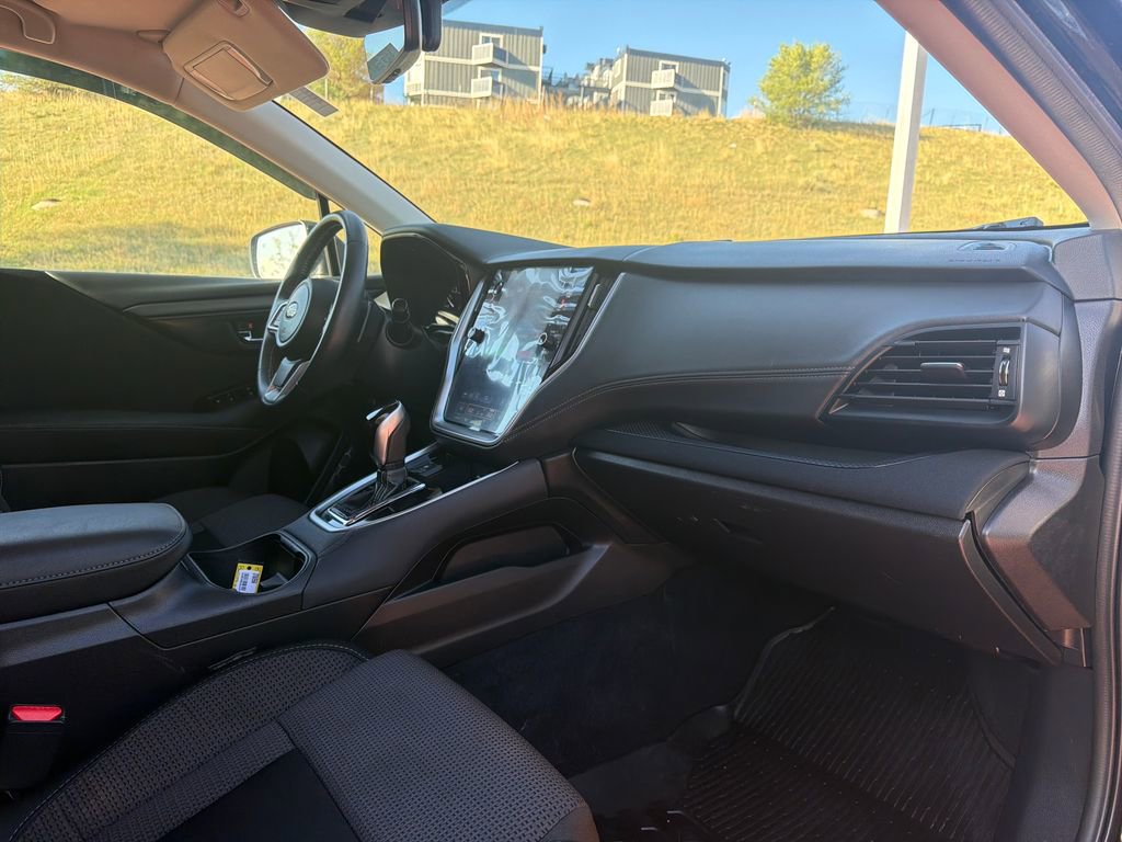 Used 2025 Subaru Outback Premium w/ Popular Package #1A image 32