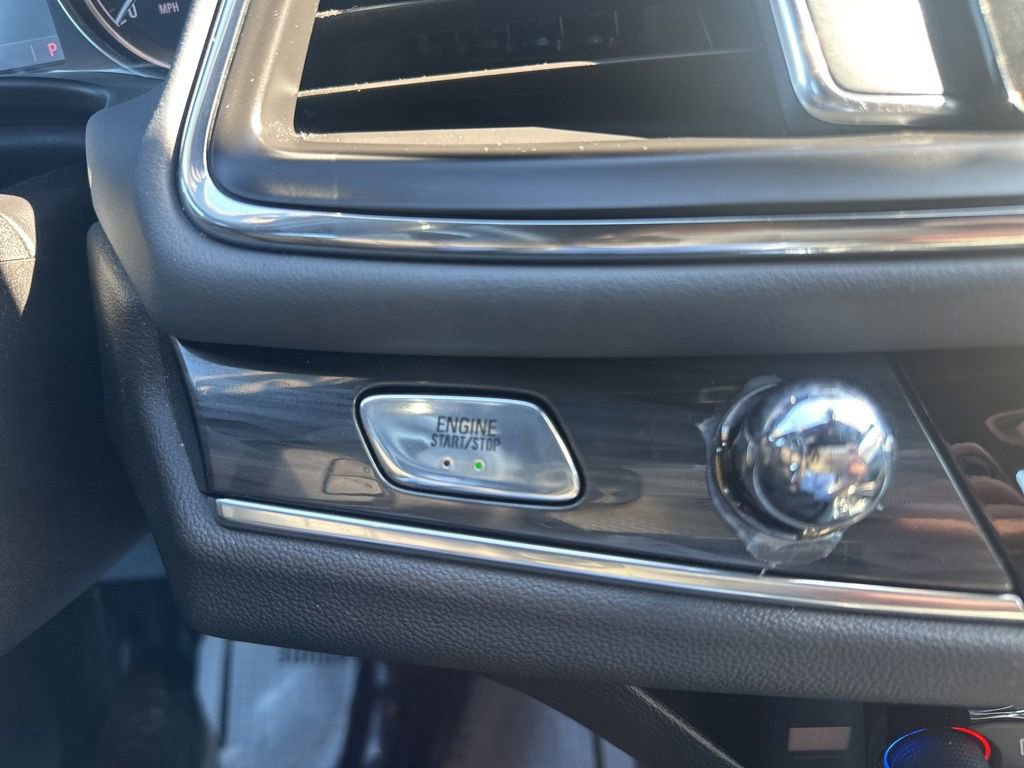 Used 2023 Buick Enclave Essence w/ Experience Buick Package image 19