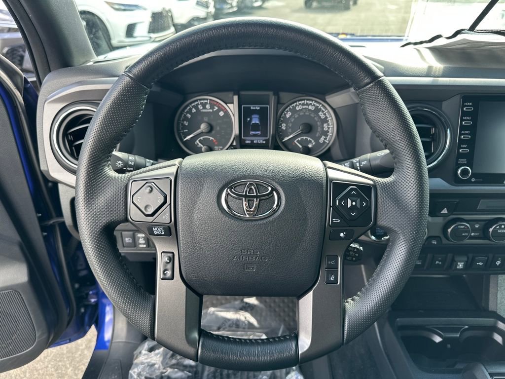 Certified 2023 Toyota Tacoma TRD Off-Road w/ Technology Package AWD/4WD image 18
