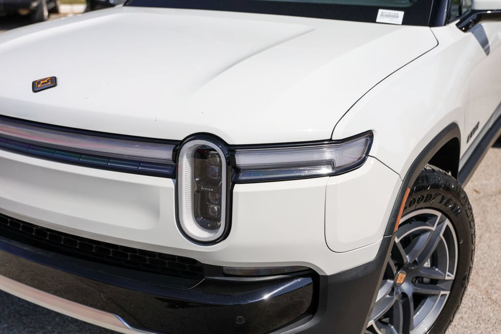 Used 2026 Rivian R1T Adventure AWD/4WD image 3