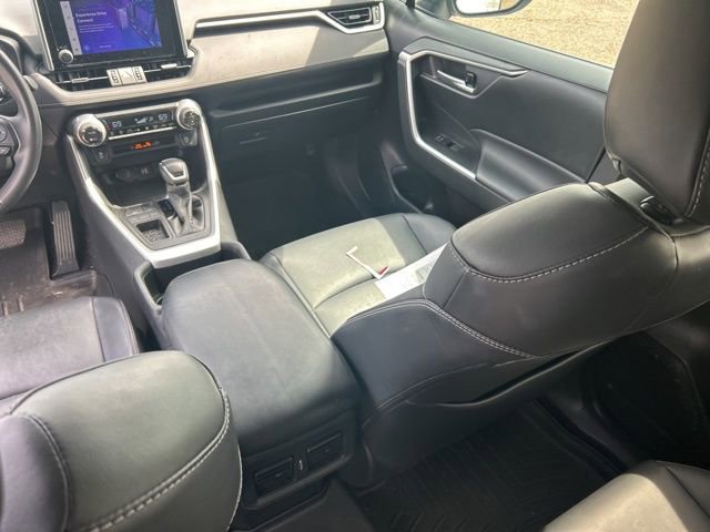 Used 2023 Toyota RAV4 XLE Premium FWD image 43