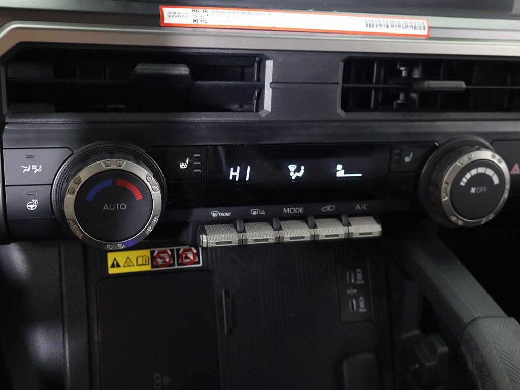 Used 2025 Toyota 4Runner TRD Off-Road AWD/4WD image 46