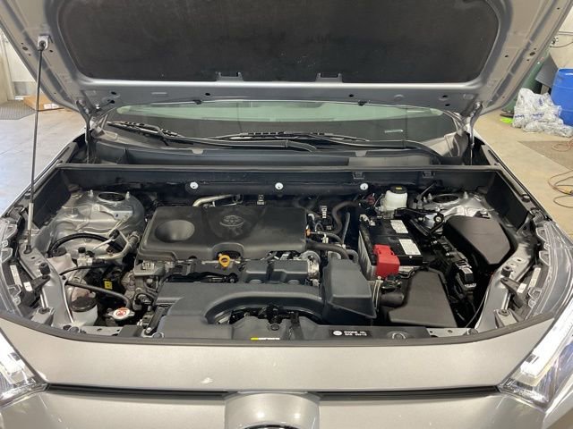 Used 2025 Toyota RAV4 XLE AWD/4WD image 19