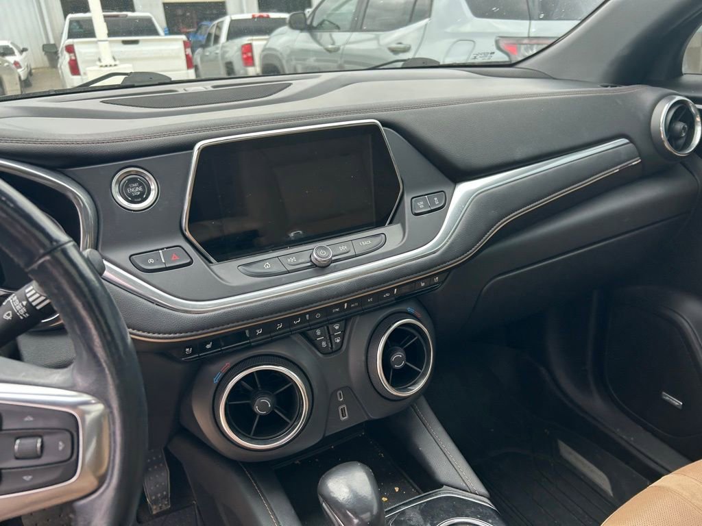 Used 2020 Chevrolet Blazer Premier w/ LPO, Floor Liner Package FWD image 6