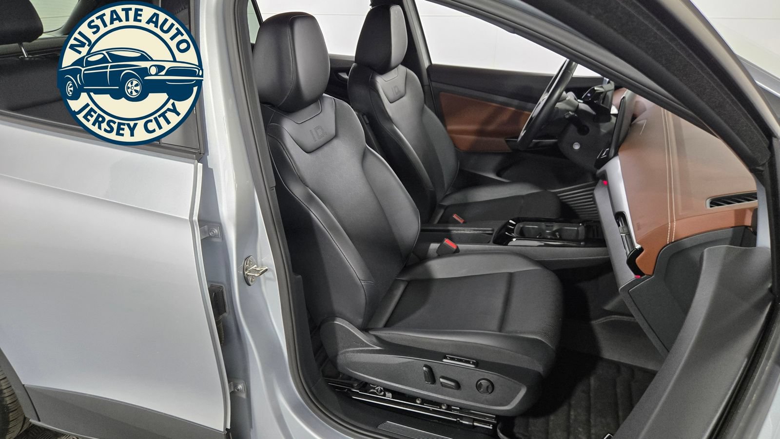 Used 2022 Volkswagen ID.4 Pro S RWD image 32