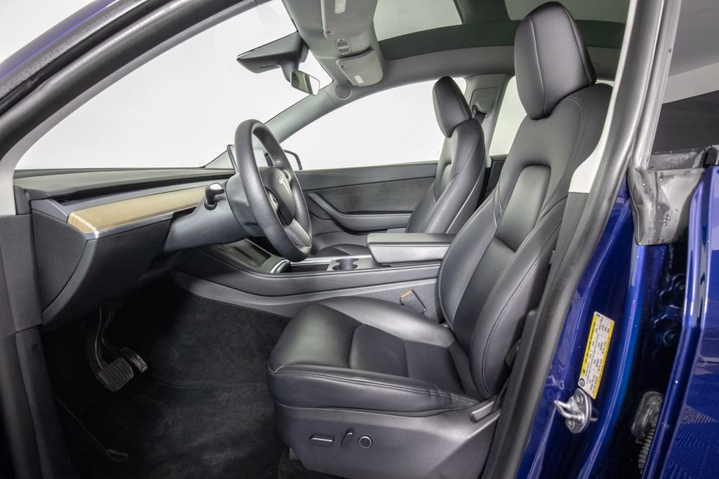 Used 2022 Tesla Model Y Long Range AWD/4WD image 9
