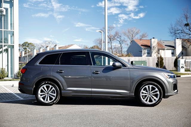 Used 2025 Audi Q7 3.0T Premium w/ Convenience Package image 5