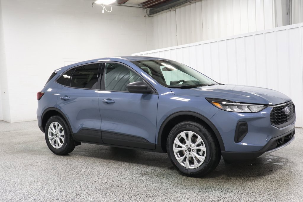 New 2026 Ford Escape Active image 2