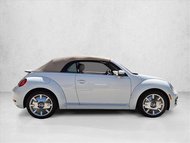 Used 2017 Volkswagen Beetle 1.8T SEL FWD image 4