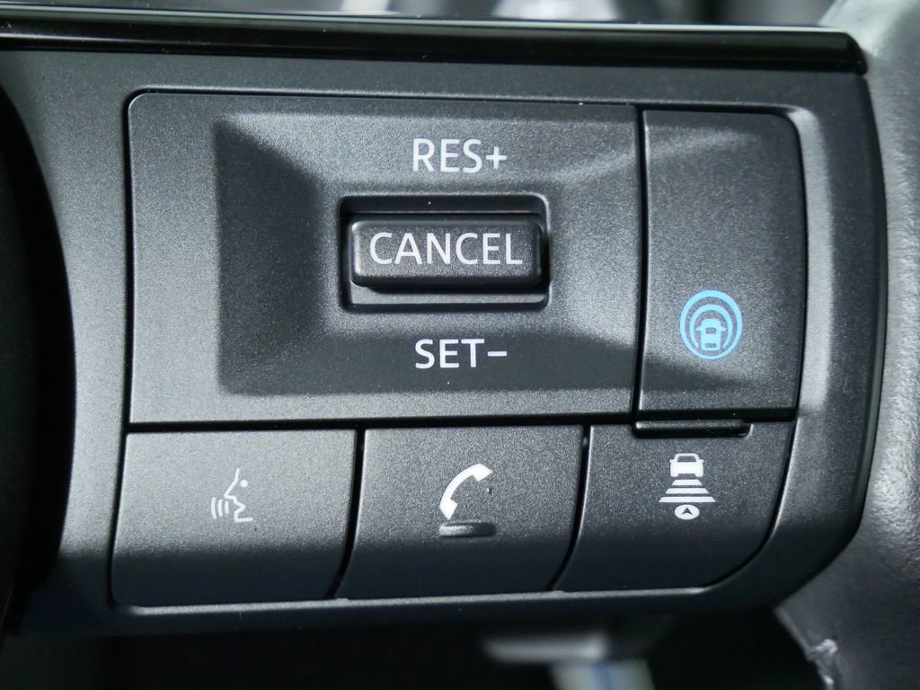 Used 2023 Nissan Rogue SV w/ SV Premium B Package image 26